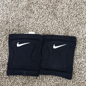 Nike Black Volleyball Knee pads